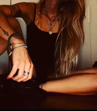 OnlyFans account  biheretohavefun avatar 1