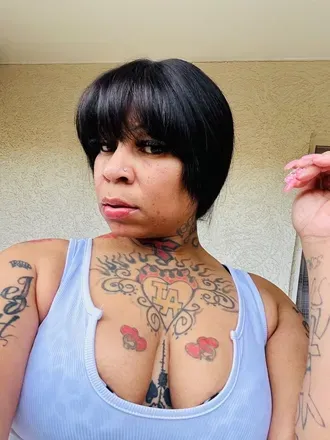 OnlyFans account  flawlesslythick avatar 1