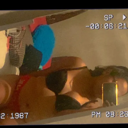 OnlyFans cuenta gomezelizabeth header 2