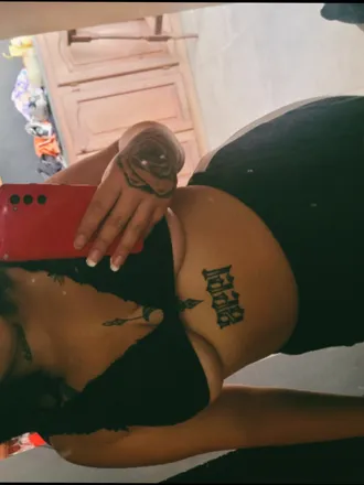 OnlyFans cuenta briihott header 2