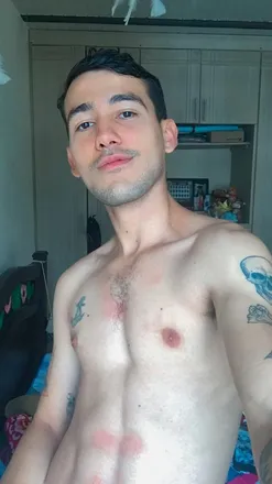 OnlyFans cuenta azualejo header 2