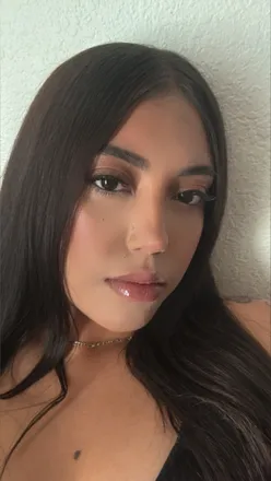 OnlyFans cuenta vee_69 header 2
