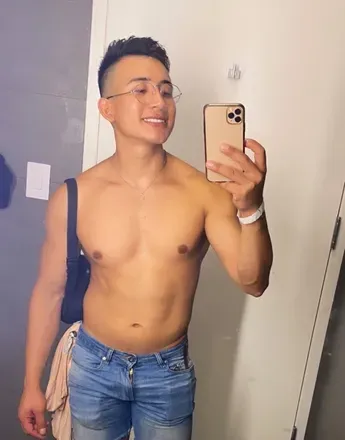 OnlyFans cuenta orogold_12 avatar 1