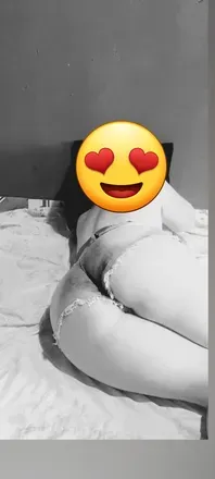 OnlyFans cuenta mollyrosse header 2