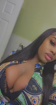 OnlyFans cuenta amonaee19 header 2