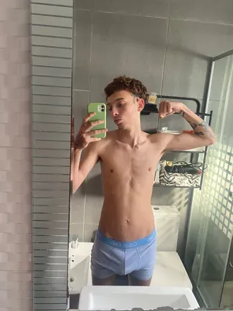 OnlyFans cuenta salvaa19zvip avatar 1