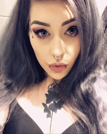 OnlyFans account  baby_ghost avatar 1