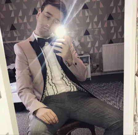 OnlyFans account  u70438708 avatar 1