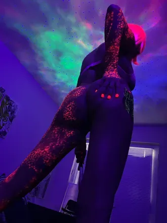 OnlyFans cuenta krystalsfeet77 avatar 1