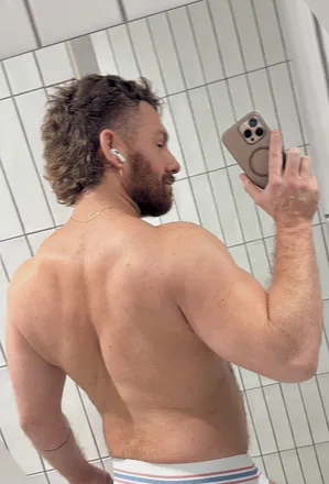 OnlyFans cuenta u492759368 header 2