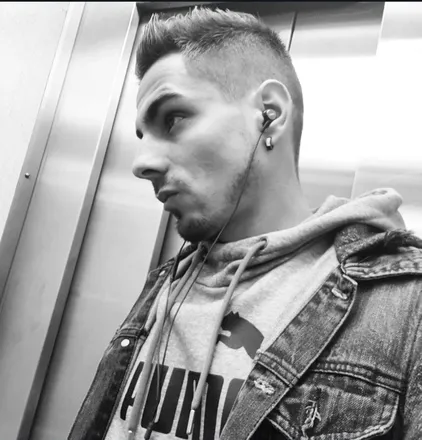 OnlyFans cuenta deliveryman-elrepartidor header 2