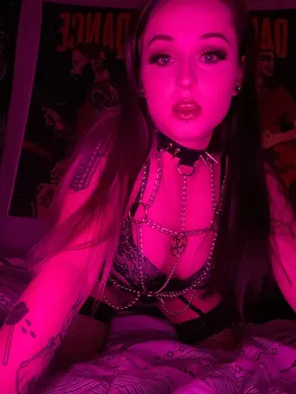 OnlyFans cuenta warpedwitch avatar 1