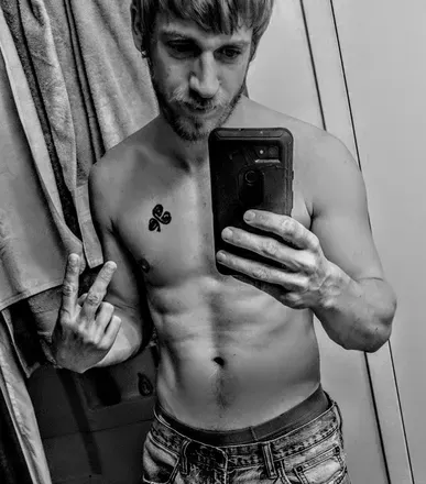 OnlyFans cuenta daddyshus avatar 1