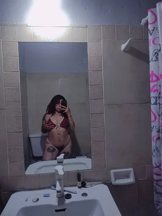 OnlyFans cuenta sirenita2123 header 2
