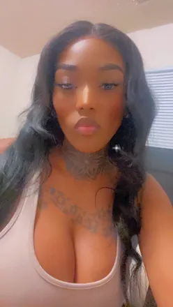 OnlyFans cuenta therealmimi20 header 2