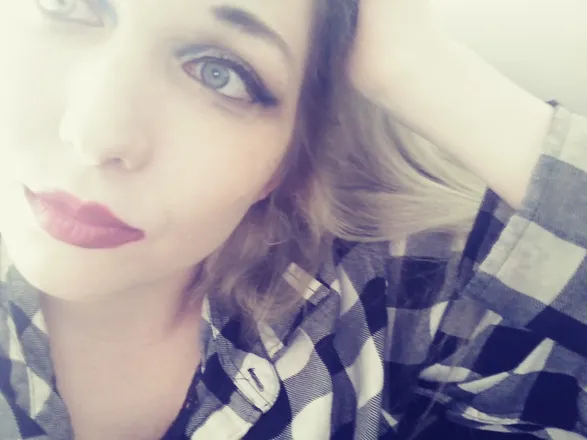OnlyFans account  sure_illdressupforyou header 2