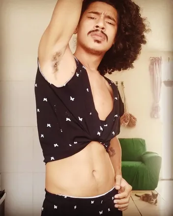 OnlyFans cuenta amaior.saliente header 2