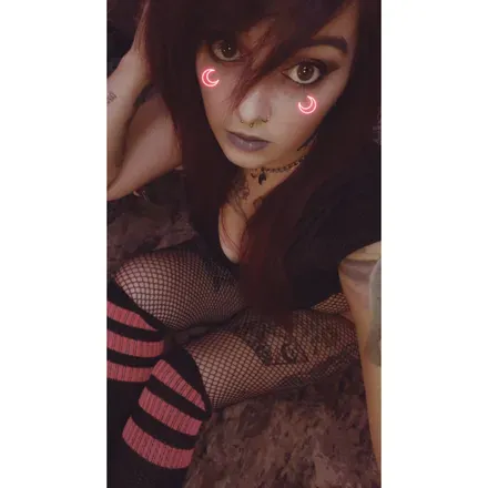 OnlyFans cuenta littleredwolfie avatar 1