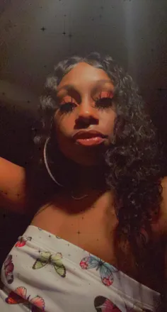 OnlyFans cuenta tiamonea header 2
