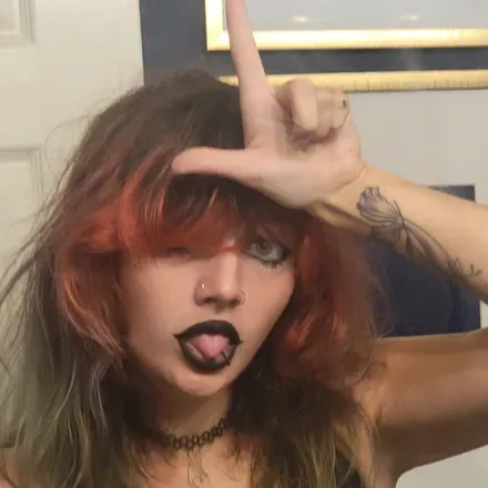 OnlyFans account  xxxmiss_evansxxx avatar 1
