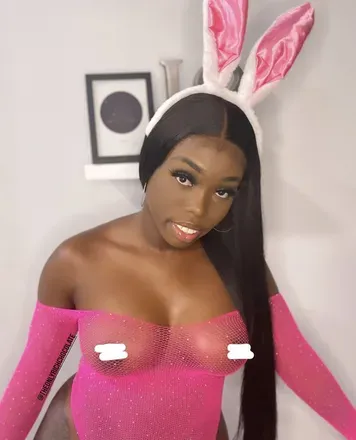 OnlyFans cuenta darkskinsherrice header 2