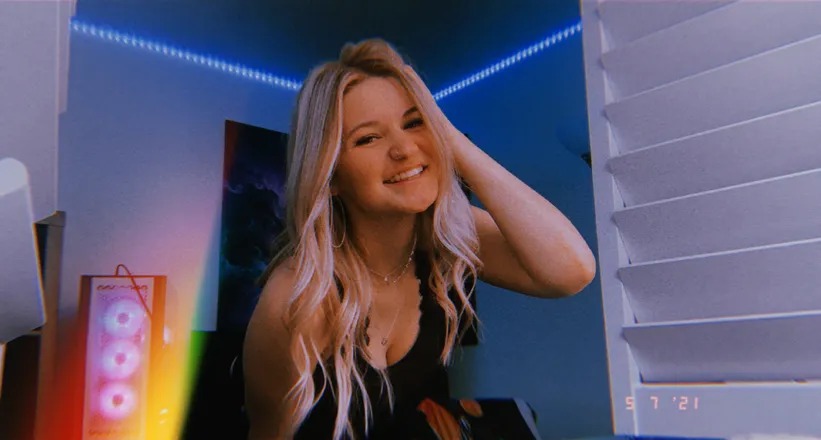 OnlyFans cuenta blondiebaddiev header 2