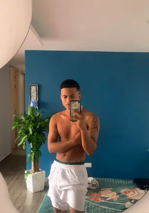 OnlyFans cuenta alex70 header 2