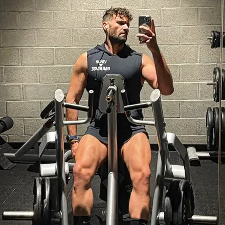 OnlyFans account  basquesurfer header 2