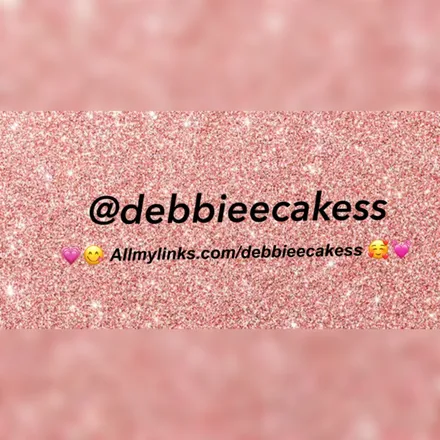 OnlyFans cuenta debbieecakesss header 2