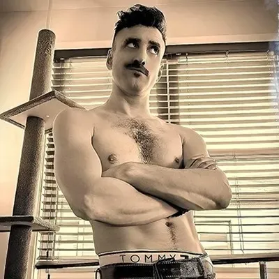 OnlyFans account  lightninbolt avatar 1