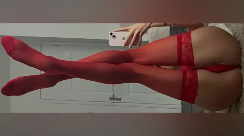 OnlyFans account  2tonetemptation header 2