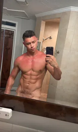 OnlyFans cuenta tannervalentino header 2