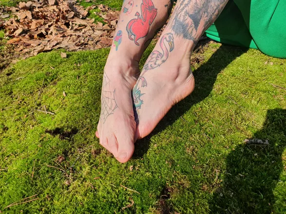 OnlyFans cuenta ladyprettyfeety header 2