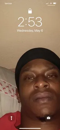 OnlyFans account  prettyboidray header 2