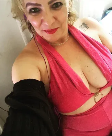 OnlyFans account  thyffanydoll avatar 1