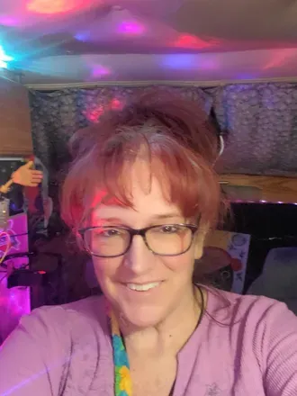 OnlyFans cuenta feralstonermom avatar 1