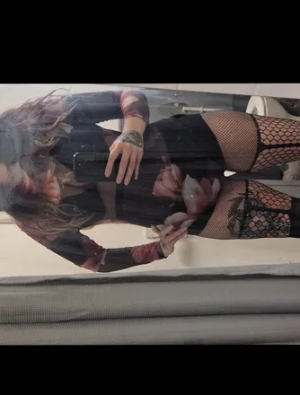 OnlyFans cuenta tattooaerial header 2