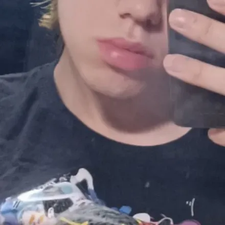 OnlyFans cuenta emolol avatar 1