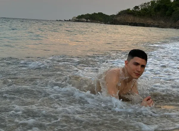 OnlyFans cuenta kevpd6633 header 2