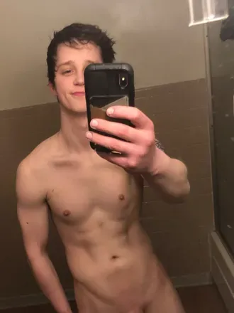 OnlyFans cuenta woahstepbrowoah avatar 1
