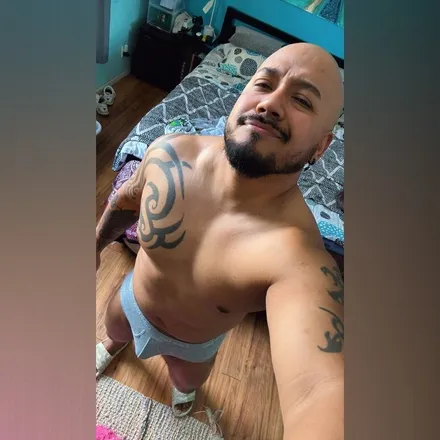 OnlyFans cuenta rickyrico3 header 2