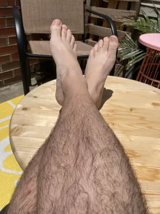 OnlyFans account  itstoetime header 2