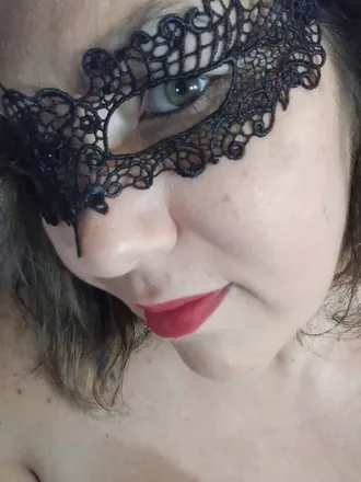 OnlyFans cuenta rouge079 header 2