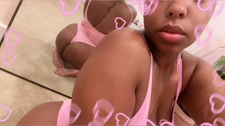 OnlyFans cuenta loveliestlover7 header 1
