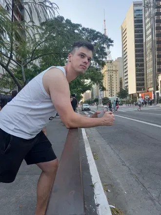 OnlyFans cuenta u212447856 header 2