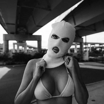 OnlyFans cuenta sammirhodes header 2