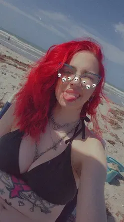 OnlyFans cuenta raven_nyx52 avatar 1