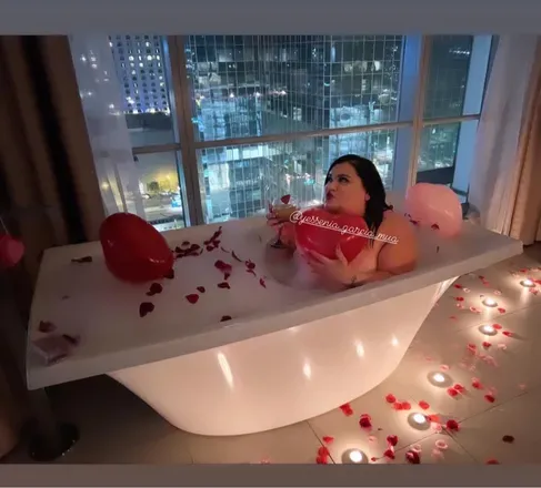 OnlyFans account  yesseniagarciamua header 2