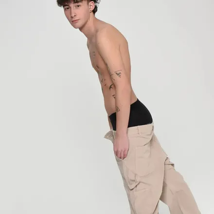 OnlyFans cuenta college_boy19 header 2
