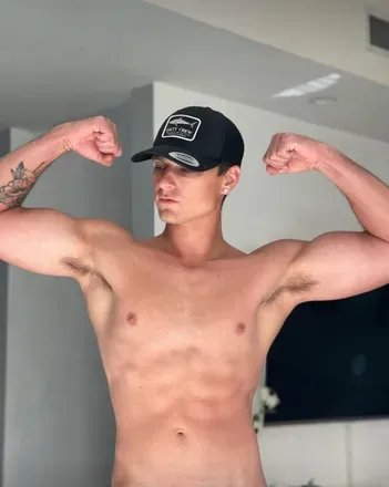 OnlyFans account  yoitsblift avatar 1